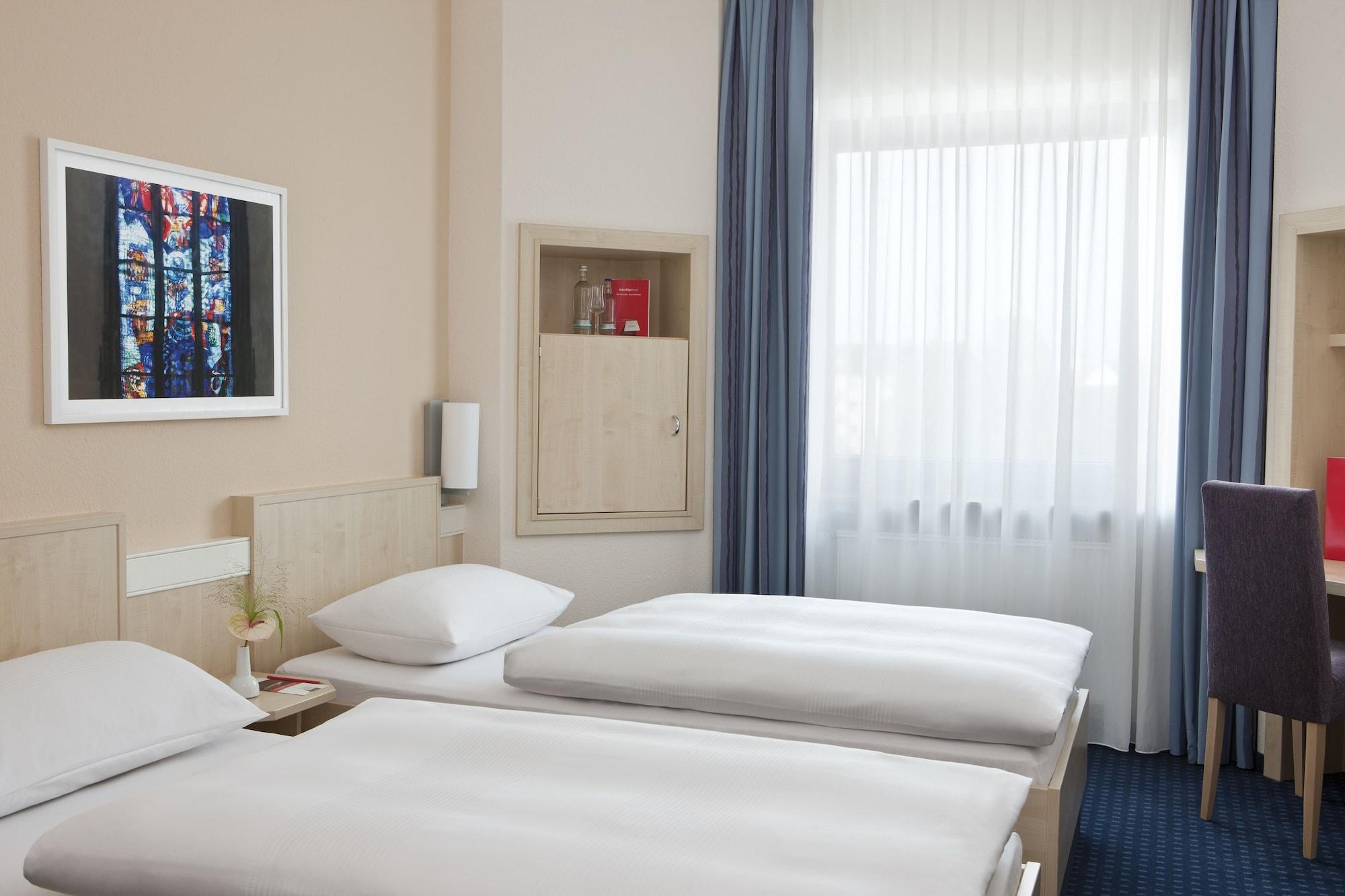 Intercityhotel Ουλμ Εξωτερικό φωτογραφία