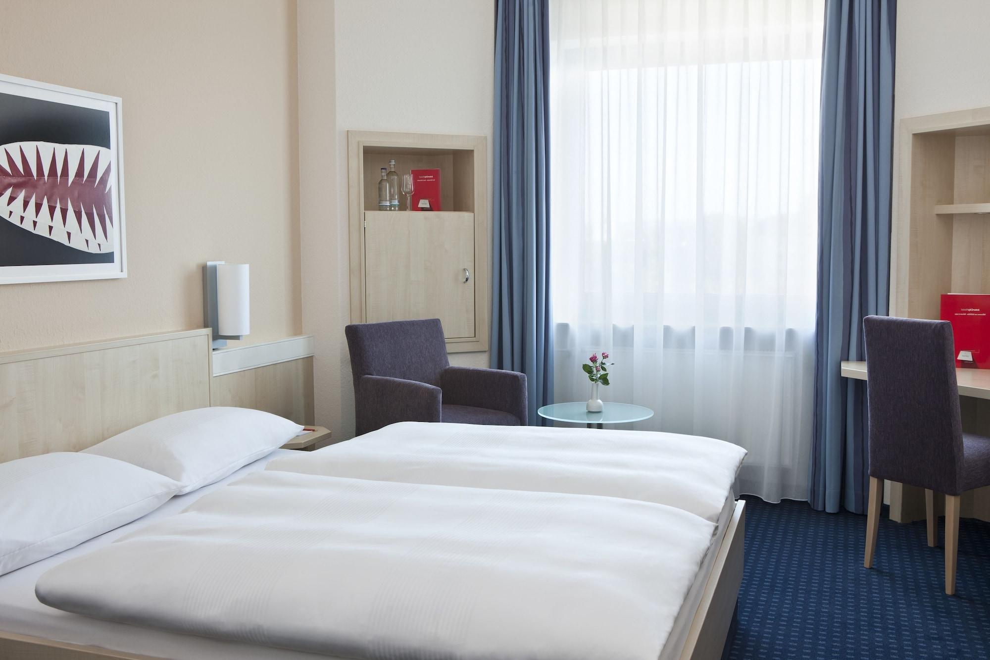 Intercityhotel Ουλμ Εξωτερικό φωτογραφία